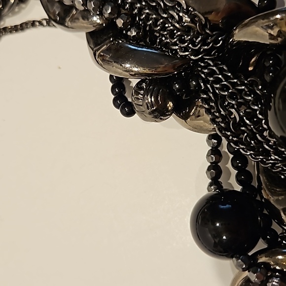 BLACK & GUNMETAL TWISTED Chains & Beads 18" Long Necklace - Picture 6 of 9